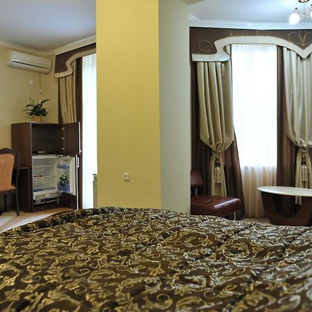 Andinna Hotel Tjernivtsi Eksteriør billede