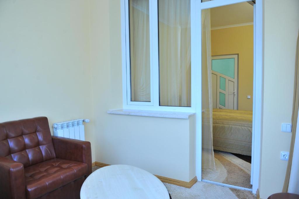 Andinna Hotel Tjernivtsi Eksteriør billede